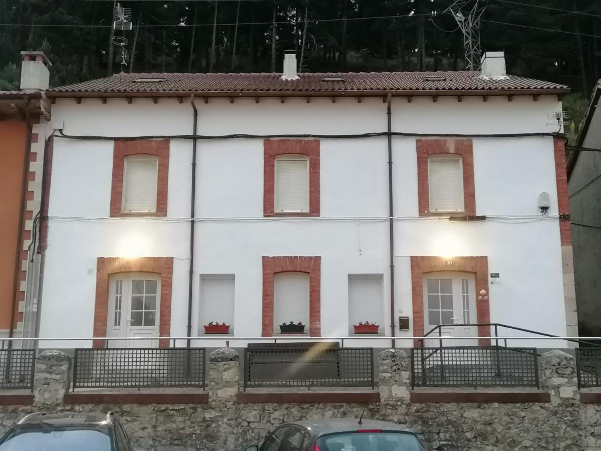 Albergue Cervera De Pisuerga Exteriér fotografie